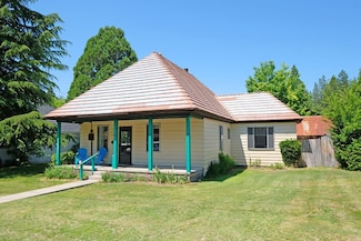 429 Grove Ave, McCloud, CA 96057
