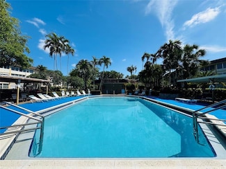 5131 W Oakland Park Blvd Unit 308, Lauderdale Lakes, FL 33313