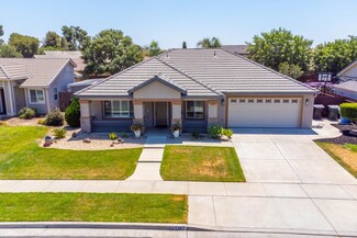 1387 W Chianti Way, Hanford, CA 93230