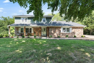 7502 S Hill Creek Rd, Columbia, MO 65203