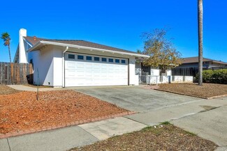 1718 Kingston Dr, Escondido, CA 92027