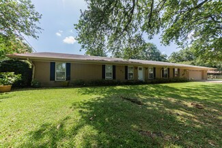 107 Delmar Ln, Lafayette, LA 70506