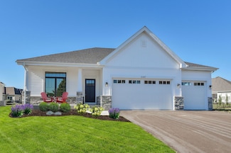 1106 E North Path, Wheaton, IL 60187