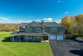 2243 Vance Hill Rd, Newport Center, VT 05857