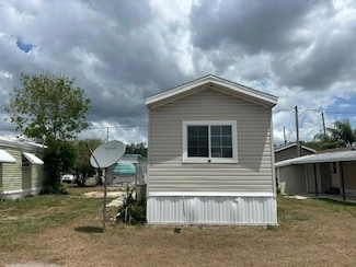 6941 Macdonald Ct Unit 18, Zephyrhills, FL 33541