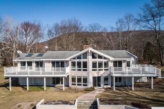 463 Breezy Hill Rd, Hillsdale, NY 12529