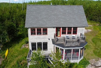 15 Blankenburg Ln, Grand Marais, MN 55604