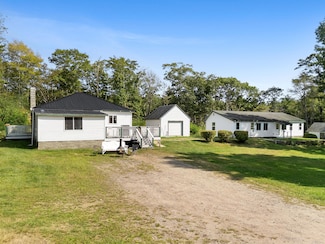 1682 Main Rd, Phippsburg, ME 04562