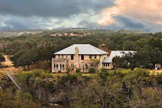 5229 & 5012 Hupedo Ranch Rd, Spicewood, TX 78669