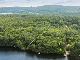 24 Vonhurst Rd, Moultonborough, NH 03254