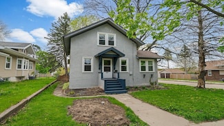 520 Shaw St, Rockford, IL 61104