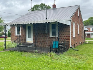 1739 Crystal St, Anderson, IN 46012