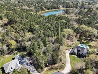 29920 Bareback Ln, Waller, TX 77484