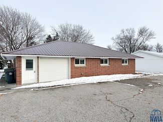 706 S 9th Ave, Rock Rapids, IA 51246