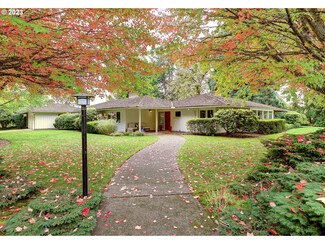 7510 SW Westmoor Way, Portland, OR 97225