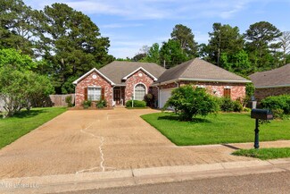 104 Raulston Dr, Byram, MS 39272