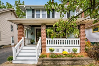 186 E Pacemont Rd, Columbus, OH 43202