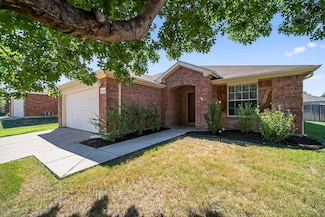 1245 Mountain Peak Dr, Haslet, TX 76052