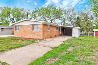 1326 E Beaumont St, Park City, KS 67219