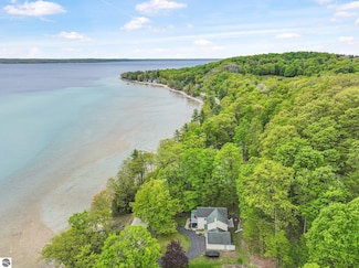 12287 Bluff Rd, Traverse City, MI 49686