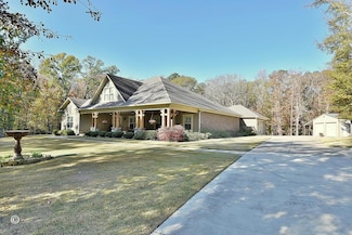 83 Lee Road 640, Salem, AL 36874