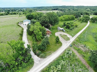 2463 328th Ln, Walnut, IA 50222