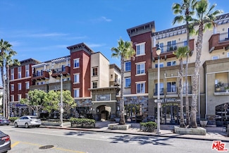 6020 Seabluff Dr Unit 401, Playa Vista, CA 90094