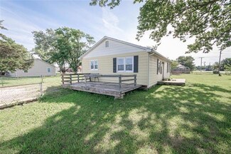 118 W Kenton St, Scranton, KS 66537