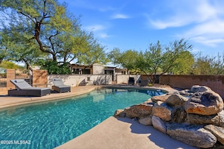 3339 N Calle Poco, Tucson, AZ 85750