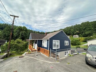 505 Brammer St, Mullens, WV 25882