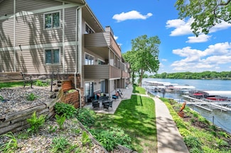 101 19th St Unit 502, Spirit Lake, IA 51360