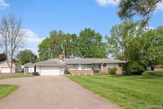 1095 N College Rd, Mason, MI 48854