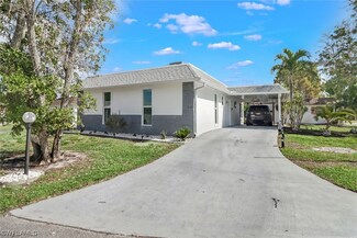 16 Hackney Ln Unit A-22, Naples, FL 34112