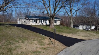 2117 Cherry Cir, Georgetown, IN 47122