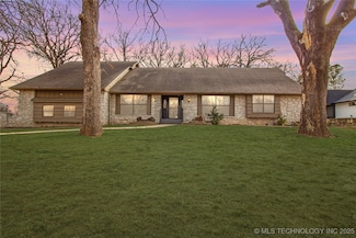 2266 E 48th St, Tulsa, OK 74105