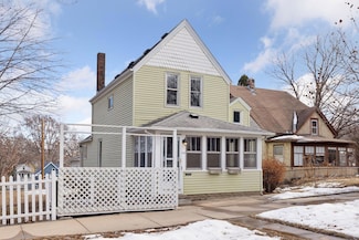 930 Humboldt Ave, Saint Paul, MN 55118