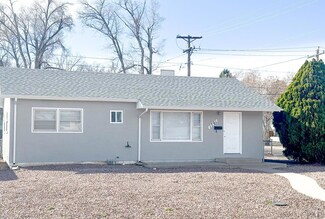 1701 Lynwood Ln, Pueblo, CO 81005