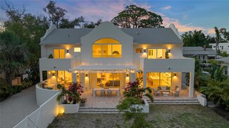 1642 Arlington St, Sarasota, FL 34239