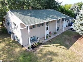 3100 Marmac Ave, Traverse City, MI 49684