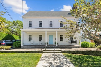 3 Key Ct, Newport, RI 02840