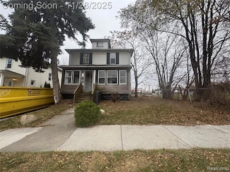 127 Jones St, Mount Clemens, MI 48043