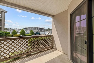 401 Harbour Point Unit 101, Virginia Beach, VA 23451
