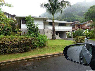 3505 Kahawalu Dr, Honolulu, HI 96817