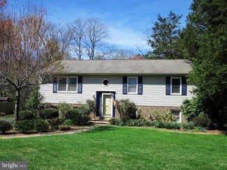 4520A Logmill Rd, Gainesville, VA 20155