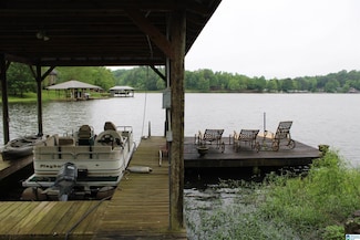 774 Lakeshore Ln, Oneonta, AL 35121