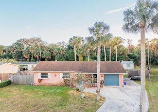 5590 W Shadyside Cir, West Palm Beach, FL 33415