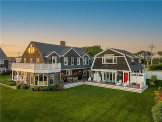 119 Purgatory Rd, Middletown, RI 02842