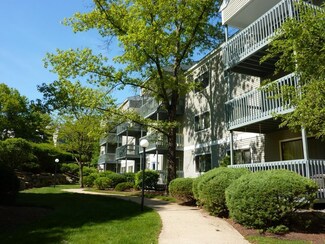 47 Dogwood Dr Unit U302, Nashua, NH 03062