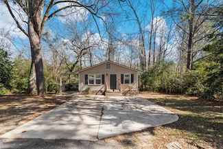5872 E Heights Dr, Columbus, GA 31909