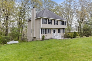 2240 Turnpike St, North Andover, MA 01845